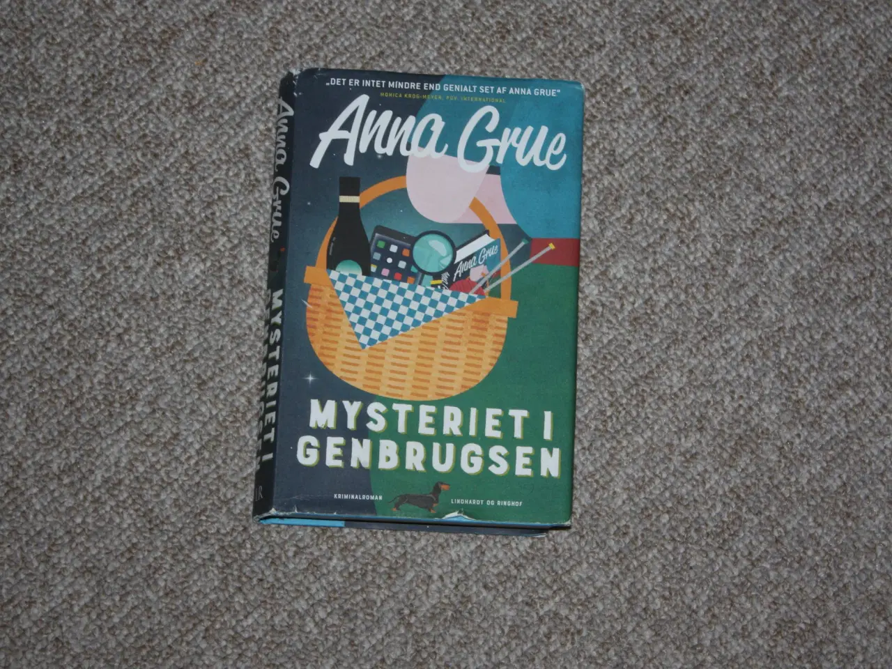 Billede 2 - Anna Grue  Mysteriet i Genbrugsen Nøglen til mord 