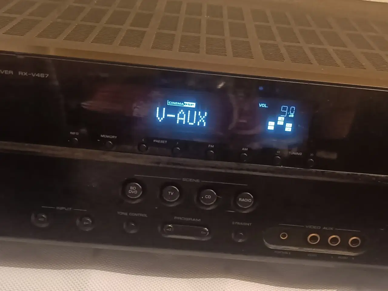 Billede 1 - Yamaha RX-V467 Receiver, spiller som ny