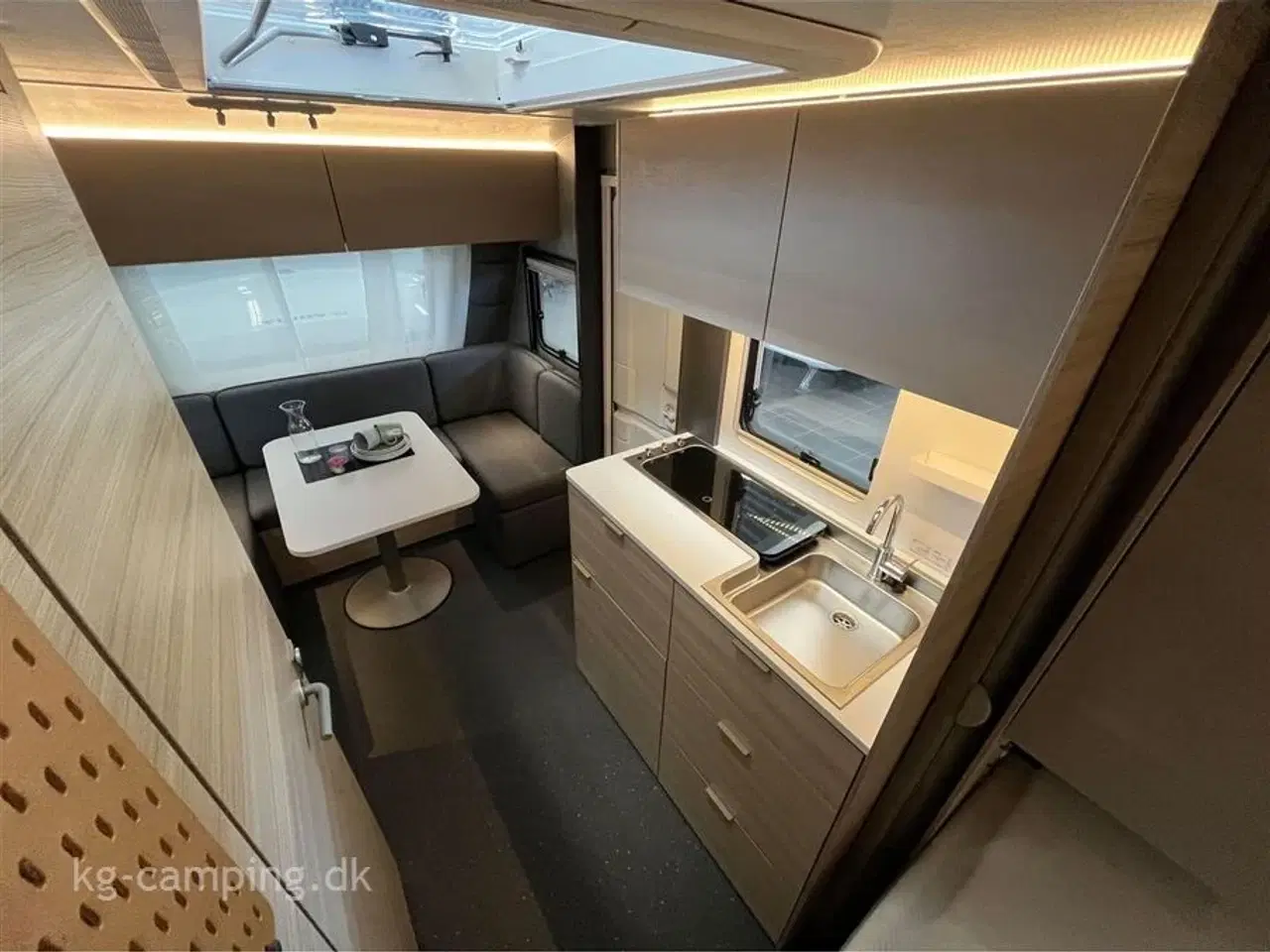 Billede 8 - 2024 - Adria Altea 502 UL   Populær vogn nu som Kampagnemodel fyldt med udstyr.