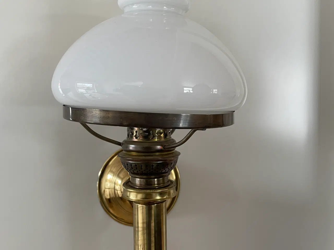 Billede 2 - Messing væglampe