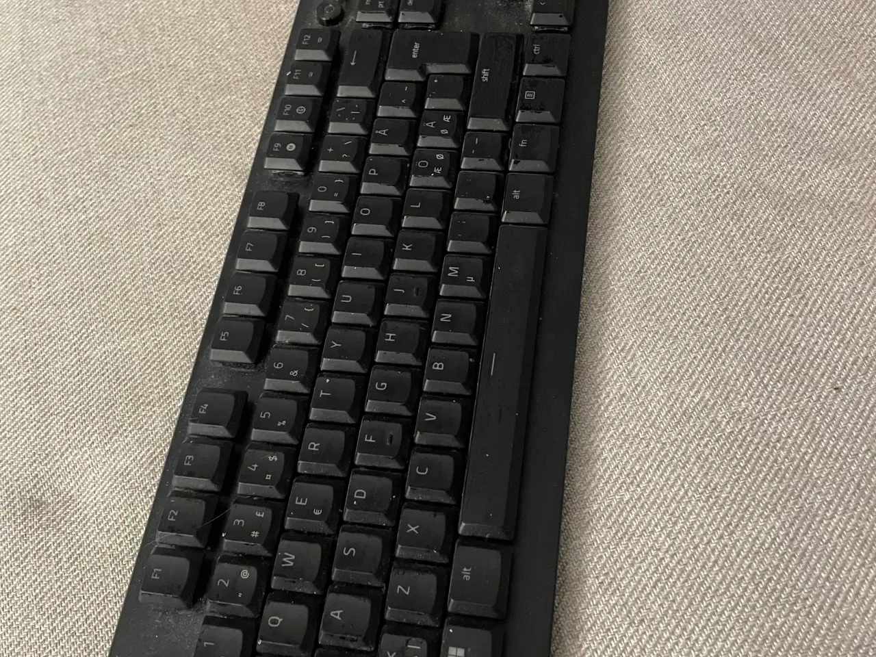 Billede 3 - AOC skærm, med lækkert tastatur og mere