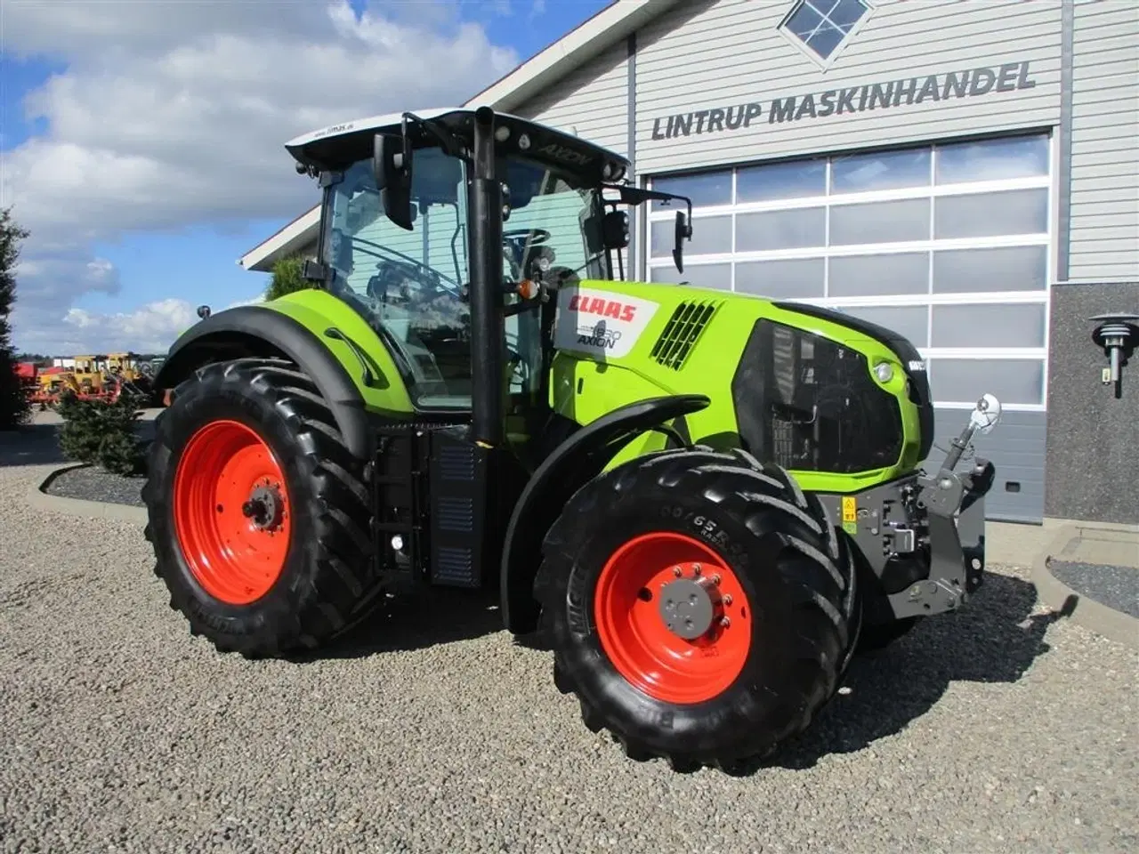 Billede 19 - CLAAS Axion 830 Med frontlift og luft anlæg.