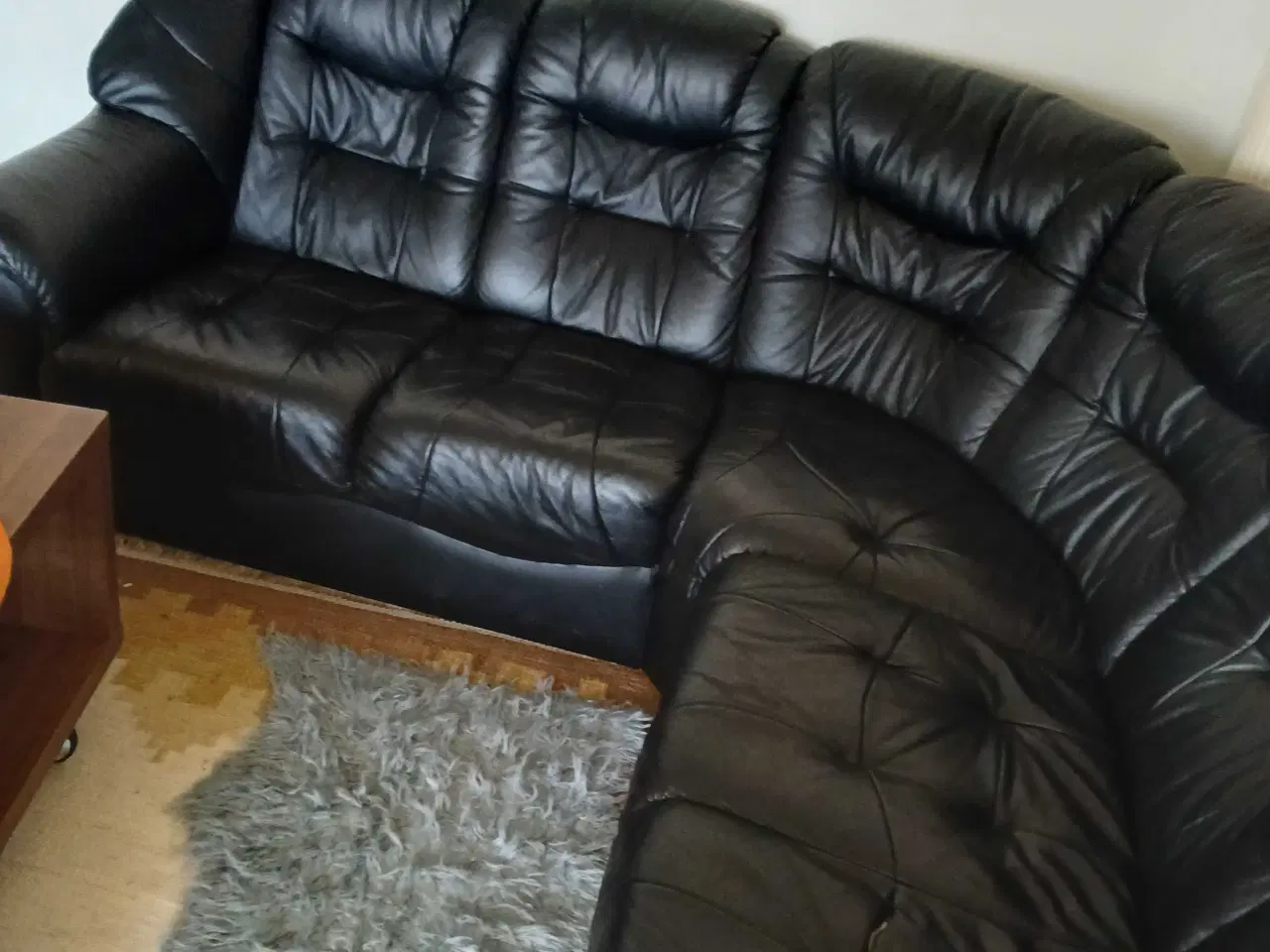 Billede 1 - Sælger Denne Her Fede Sofa