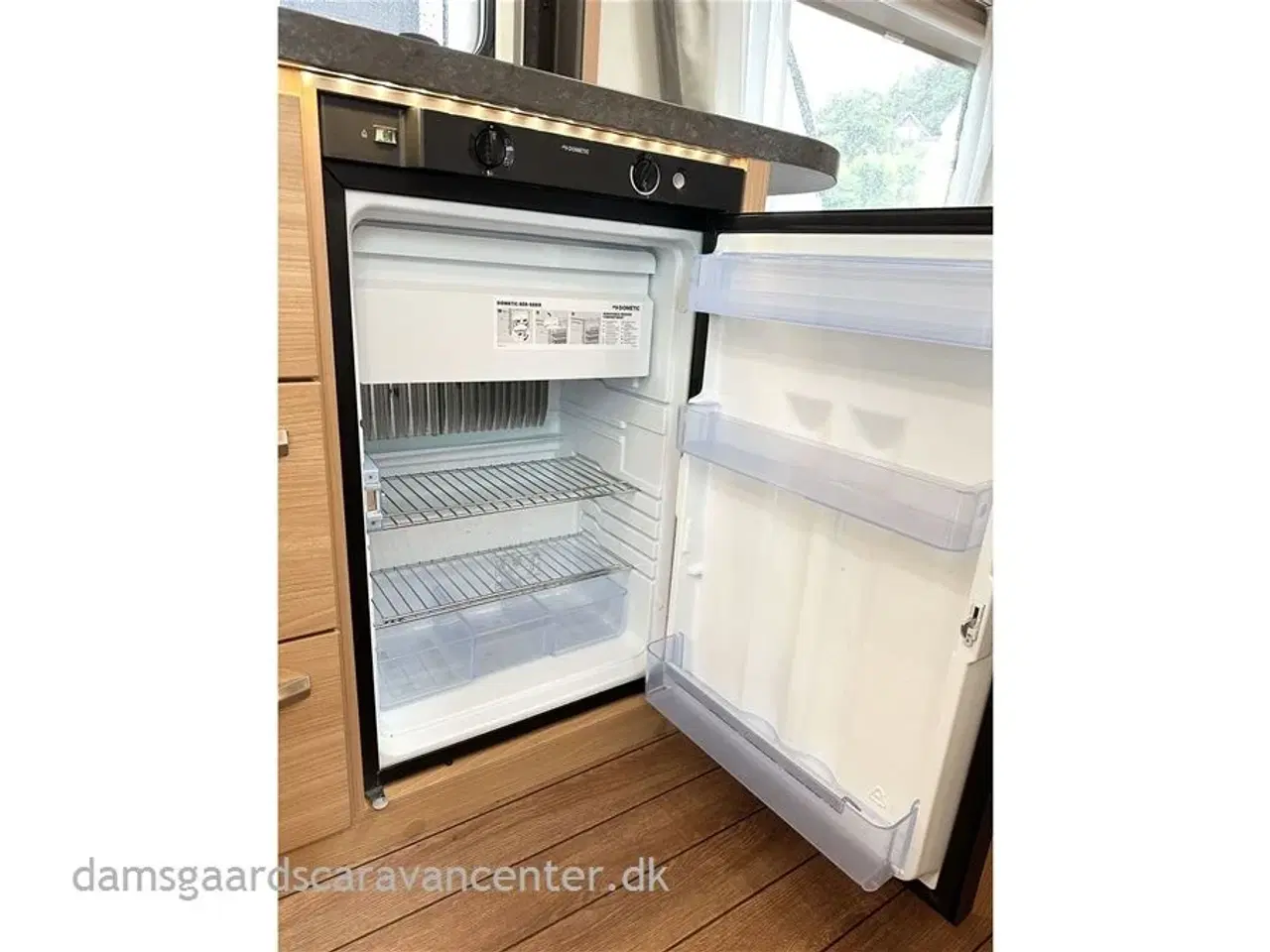 Billede 14 - 2018 - Knaus Südwind Silver Selection 450 FU   Franskseng-Gulvtemp.-Mover-Markise-Telt