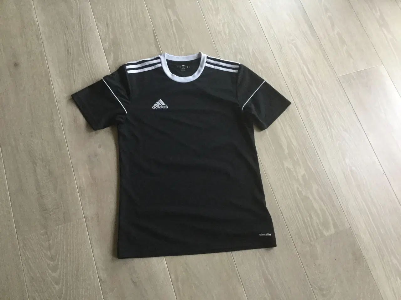 Billede 3 - Sportstøj Adidas og Nike