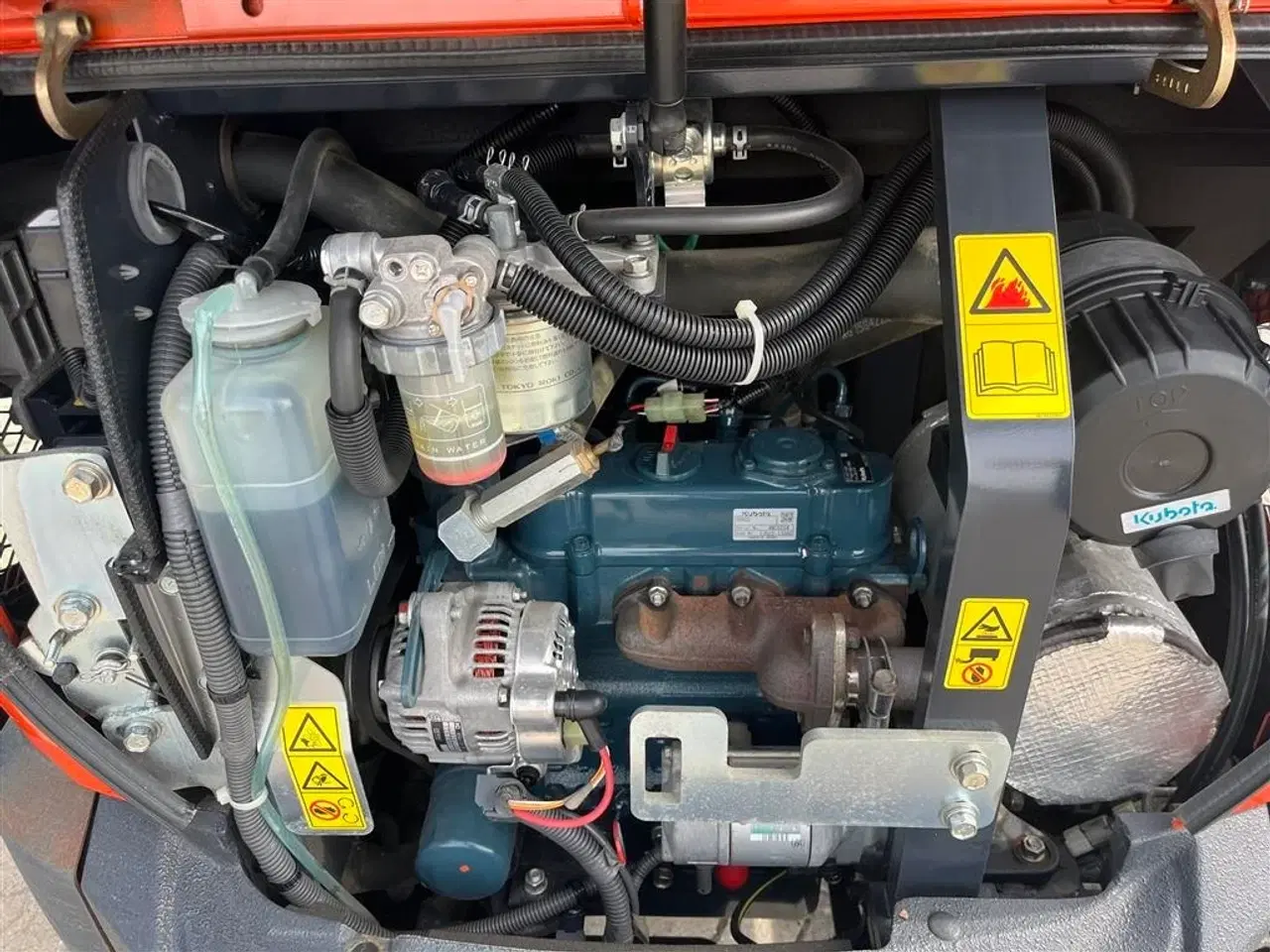 Billede 16 - Kubota KX019-4 tiltman og 3 skovle kun kørt 912timer