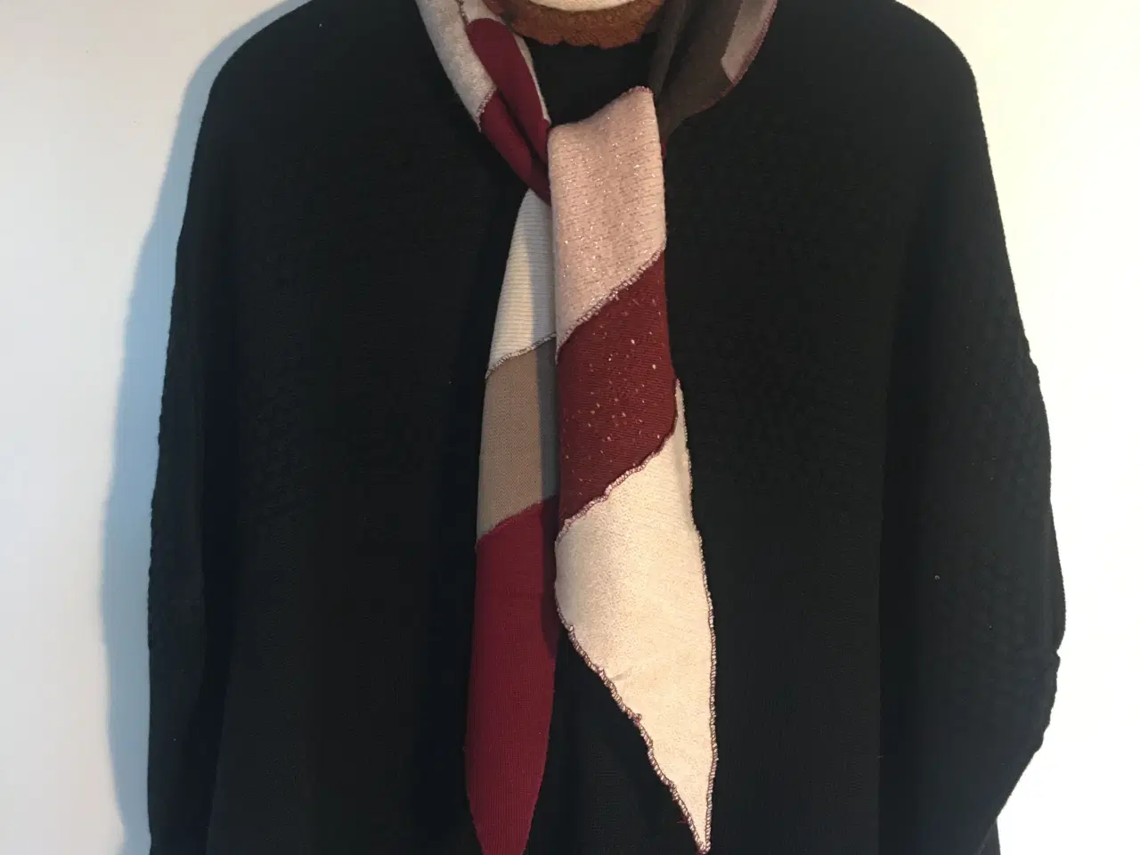 Billede 5 - Tørklæde , uld