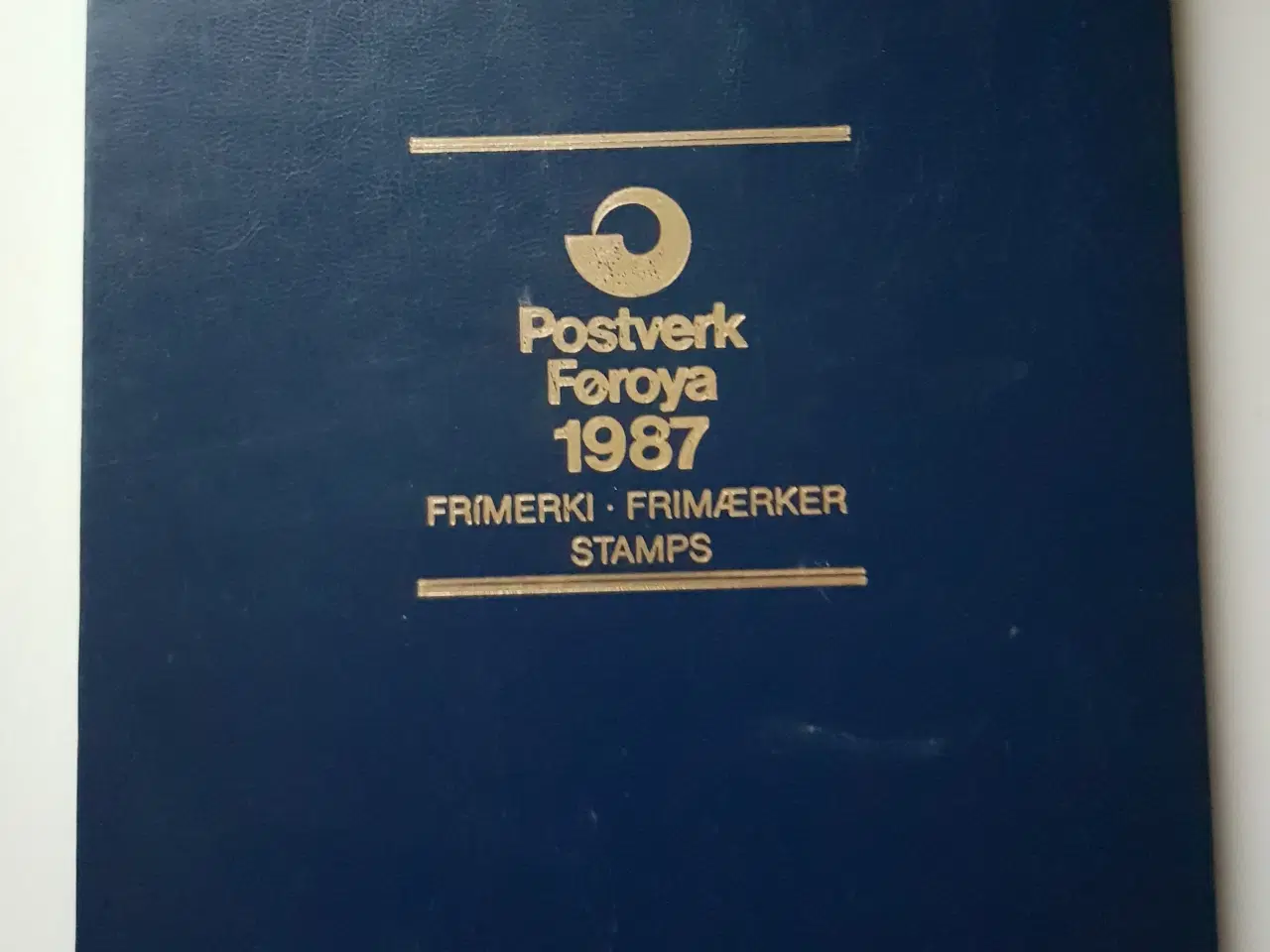 Billede 1 - Færøerne Årsbog 1987 med frimærker 