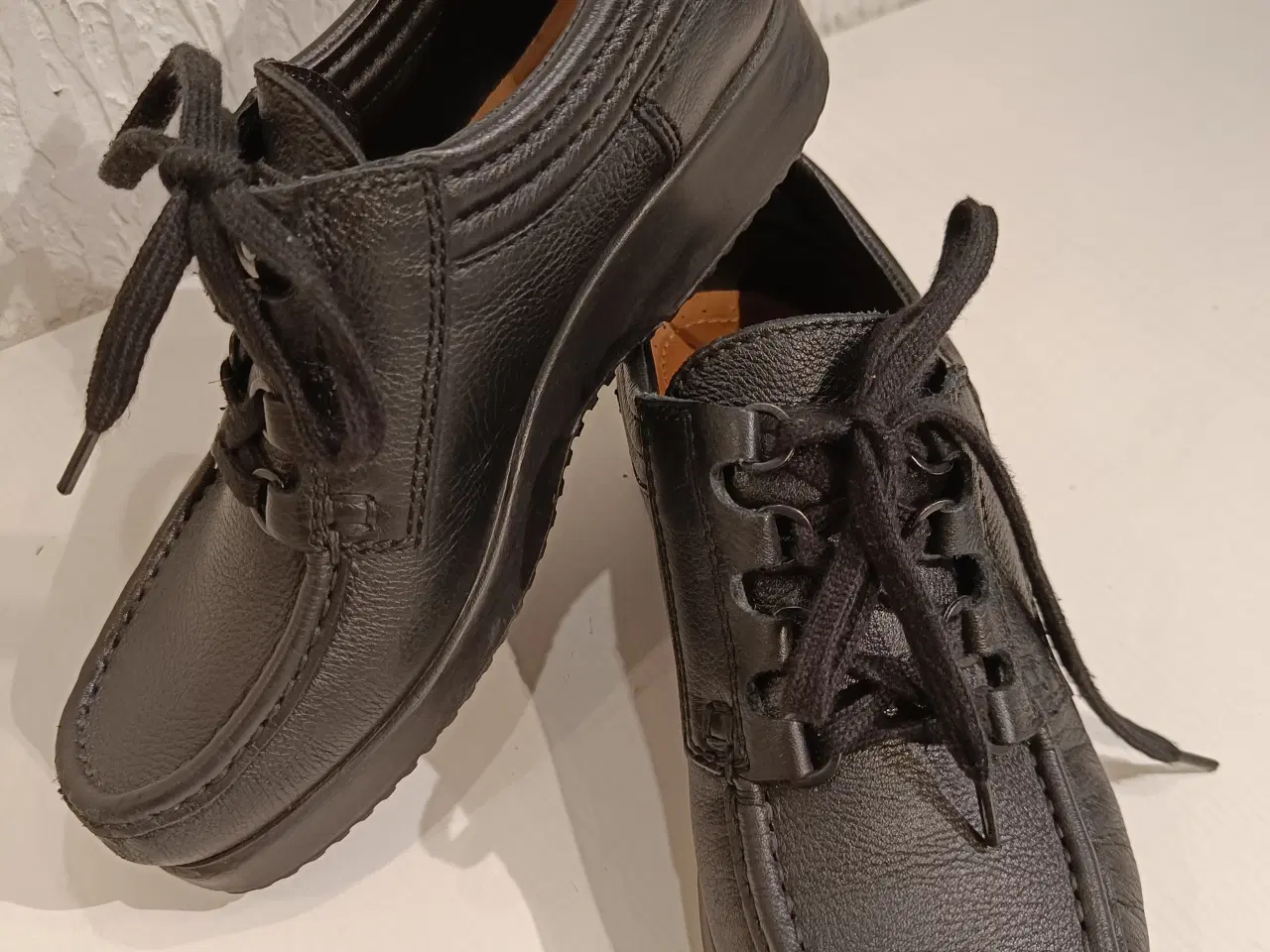 Billede 6 - Ecco sort læder sko 38str 