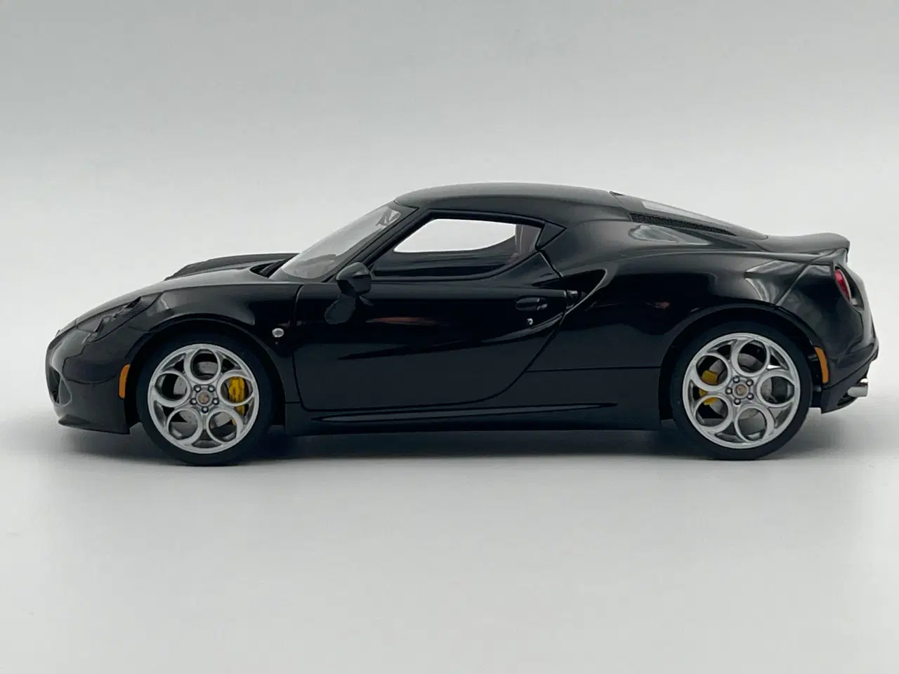 Billede 3 - 2013 Alfa Romeo 4C Coupe - AUTOart - 1:18