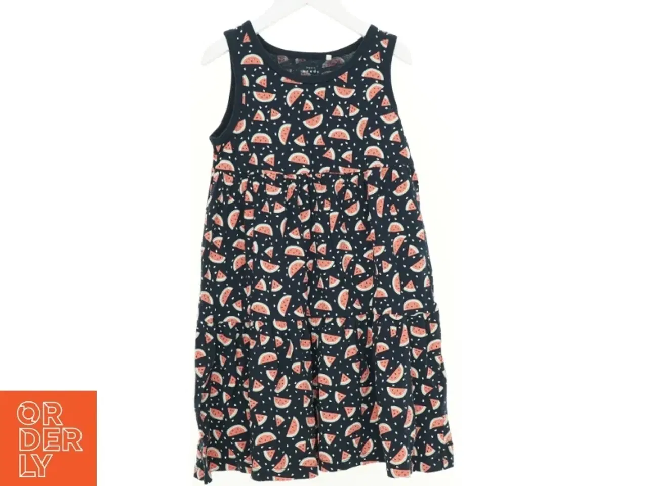 Billede 1 - Kjole fra Basic needs (str. 140 cm)