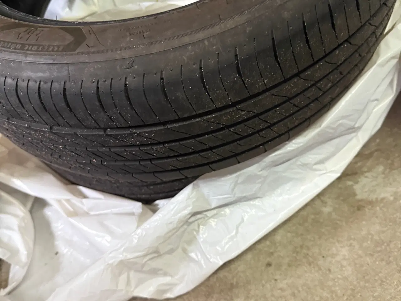 Billede 2 - Nye sommerdæk sælges
