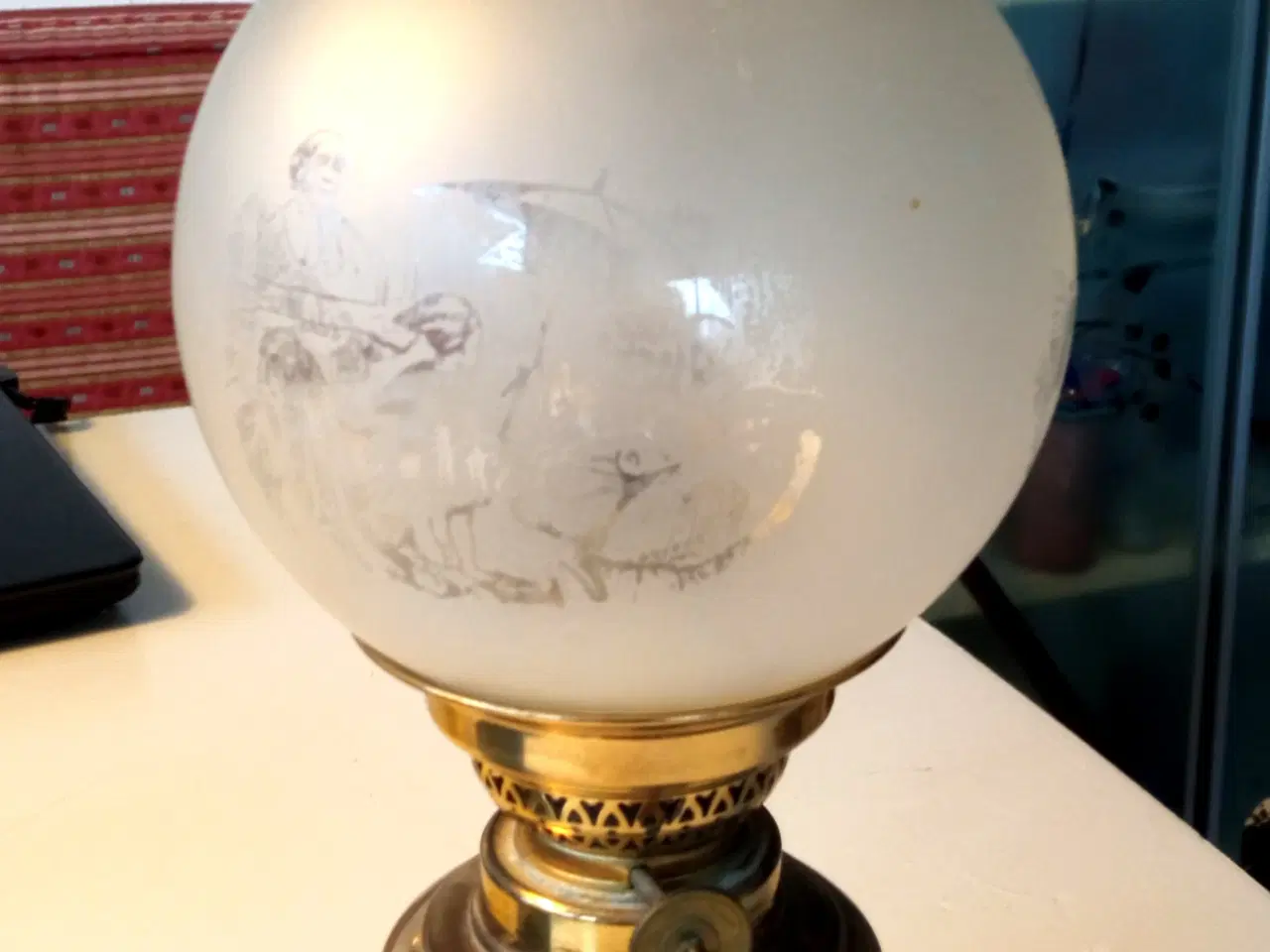 Billede 1 - Vintage petroleumslampe med H.C.Andersen motiv