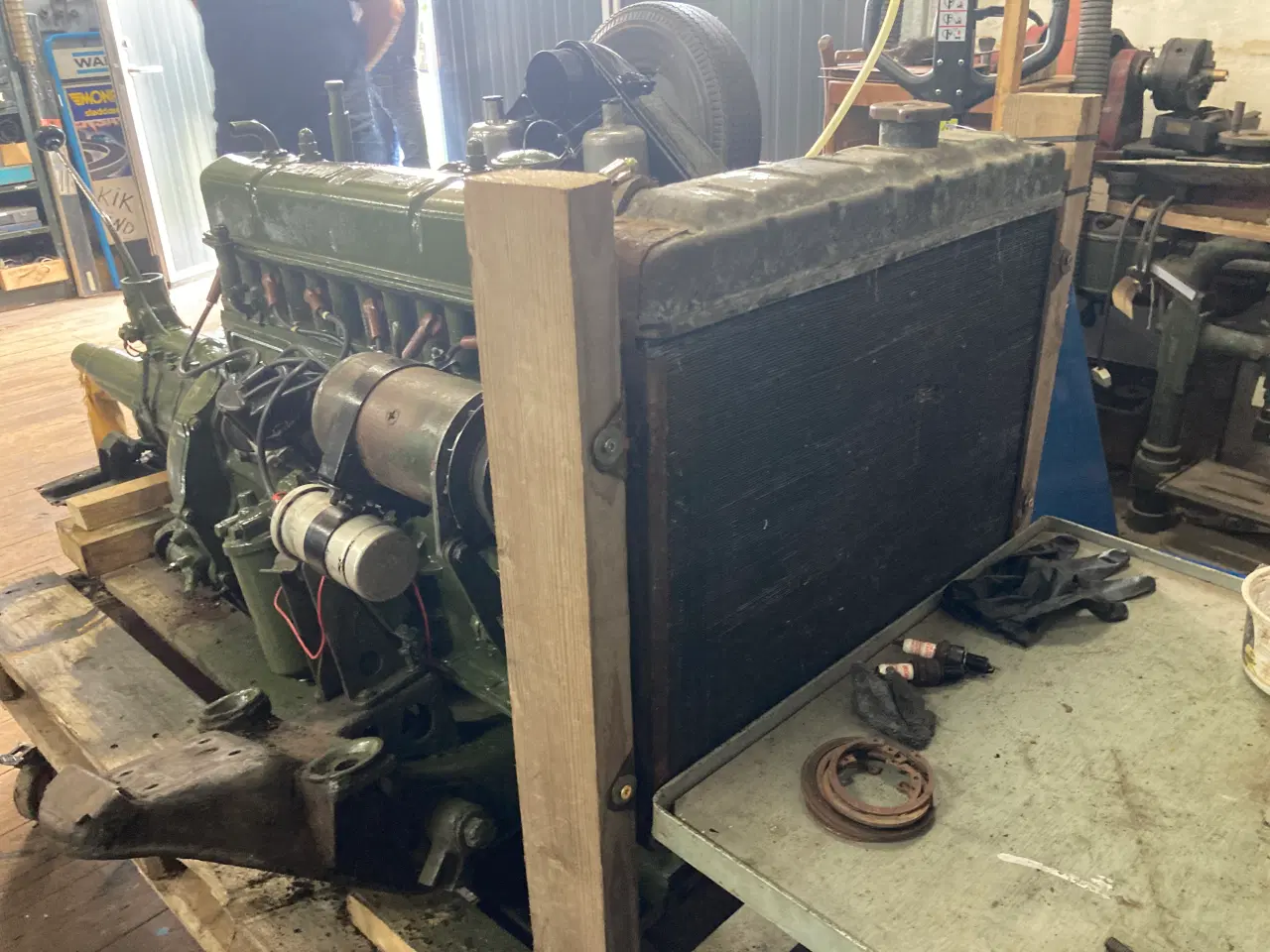 Billede 3 - Wolseley 300 motor