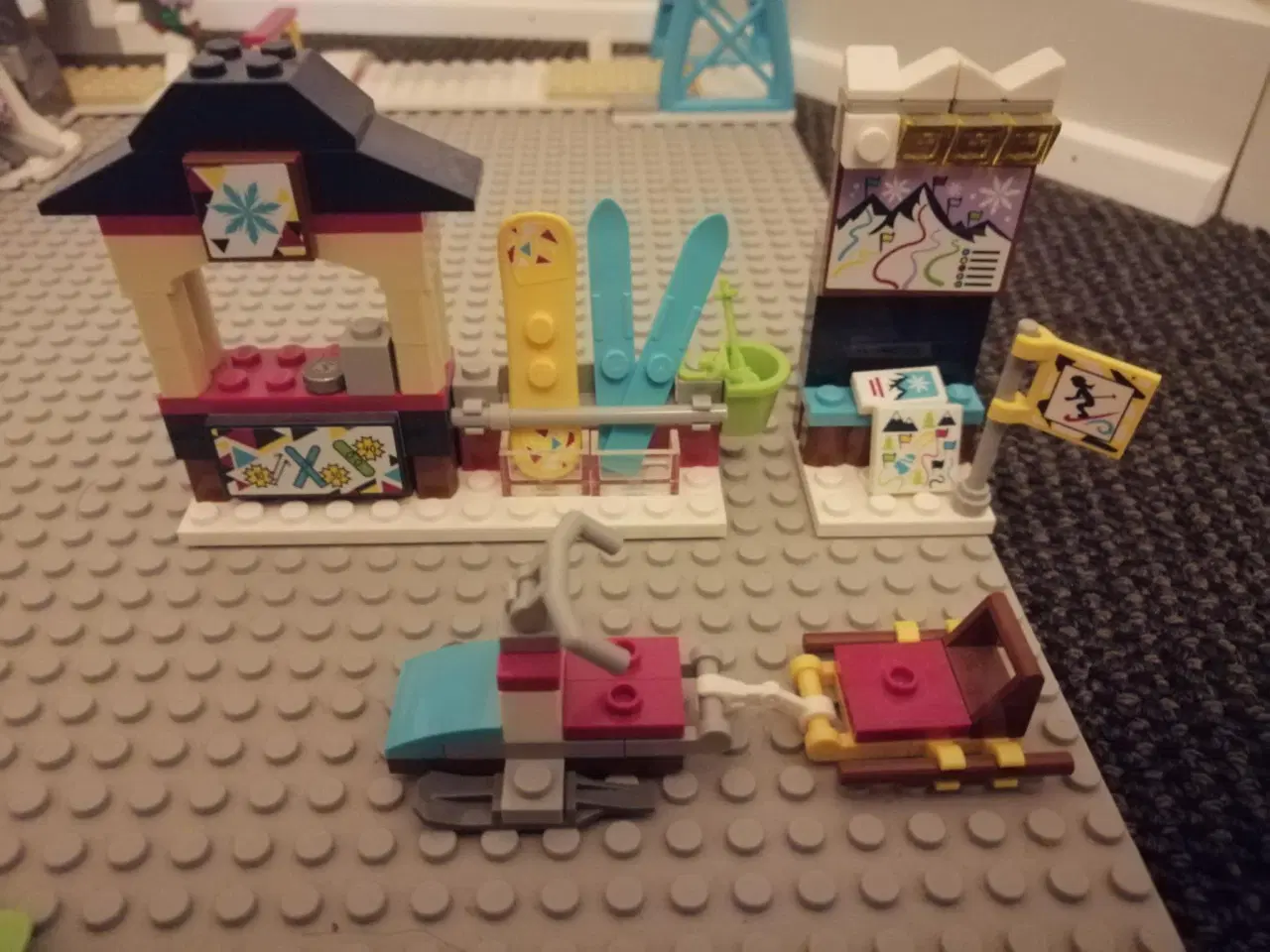 Billede 4 - Lego-friends skisportscenter