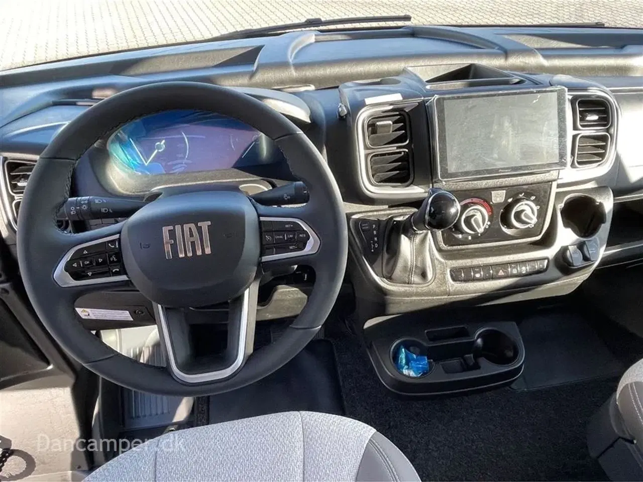 Billede 10 - 2026 - Chausson Fuldintegreret Chausson 7057 Titanium Line, 180 Hk og 8 trins automatgear, 4,4T heavy chassis