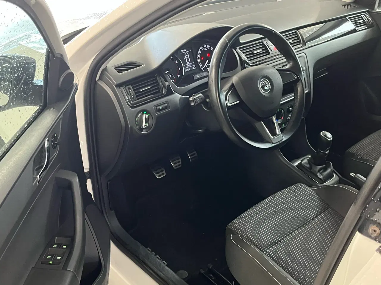 Billede 4 - Skoda Rapid 1,2 TSI Sport 105HK 5d