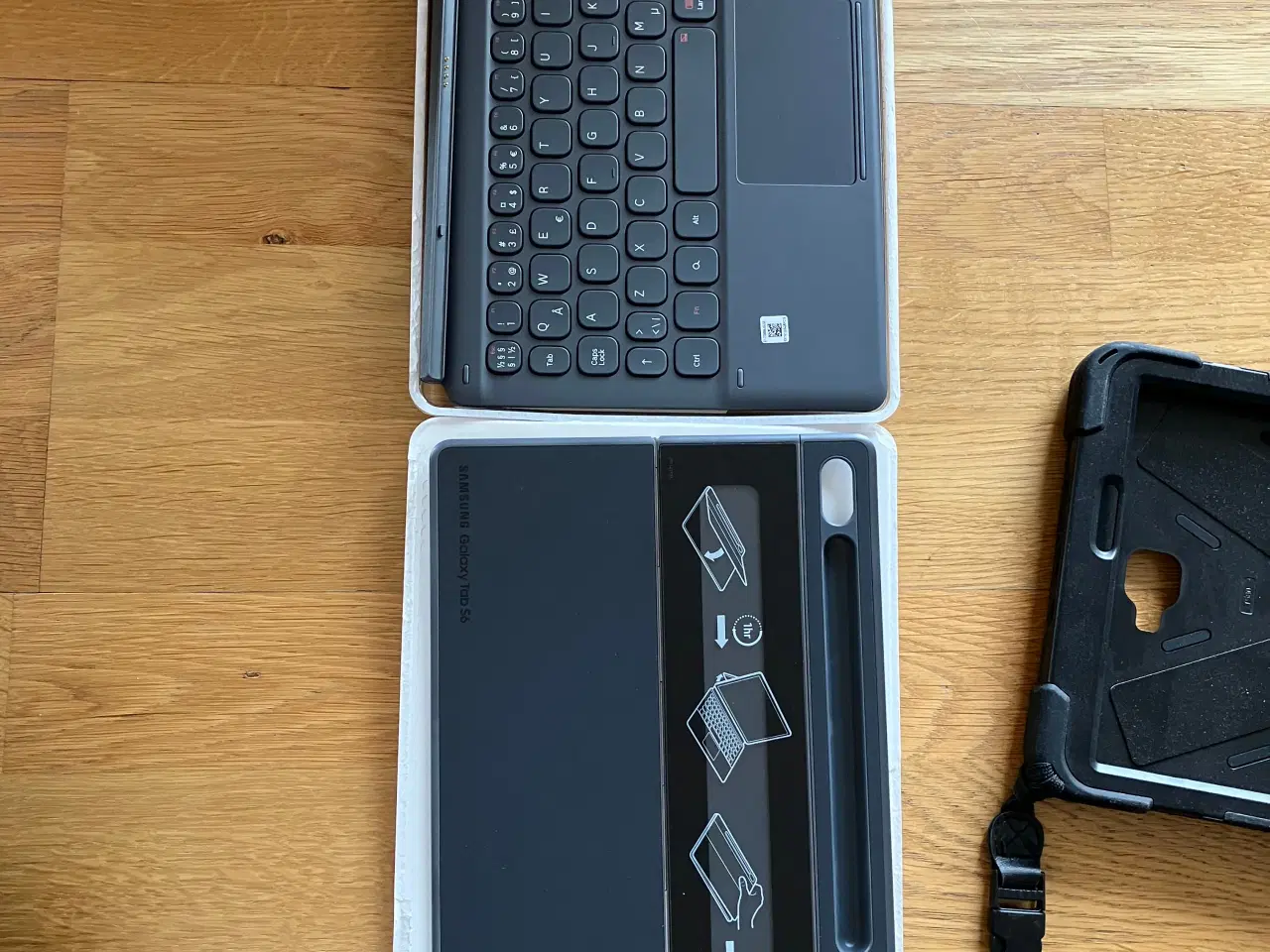 Billede 1 - Samsung S6 book cover keyboard 