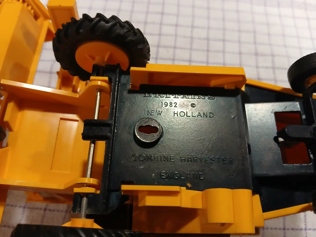 Billede 5 - New holland Mejetærsker  fra Britains 1982