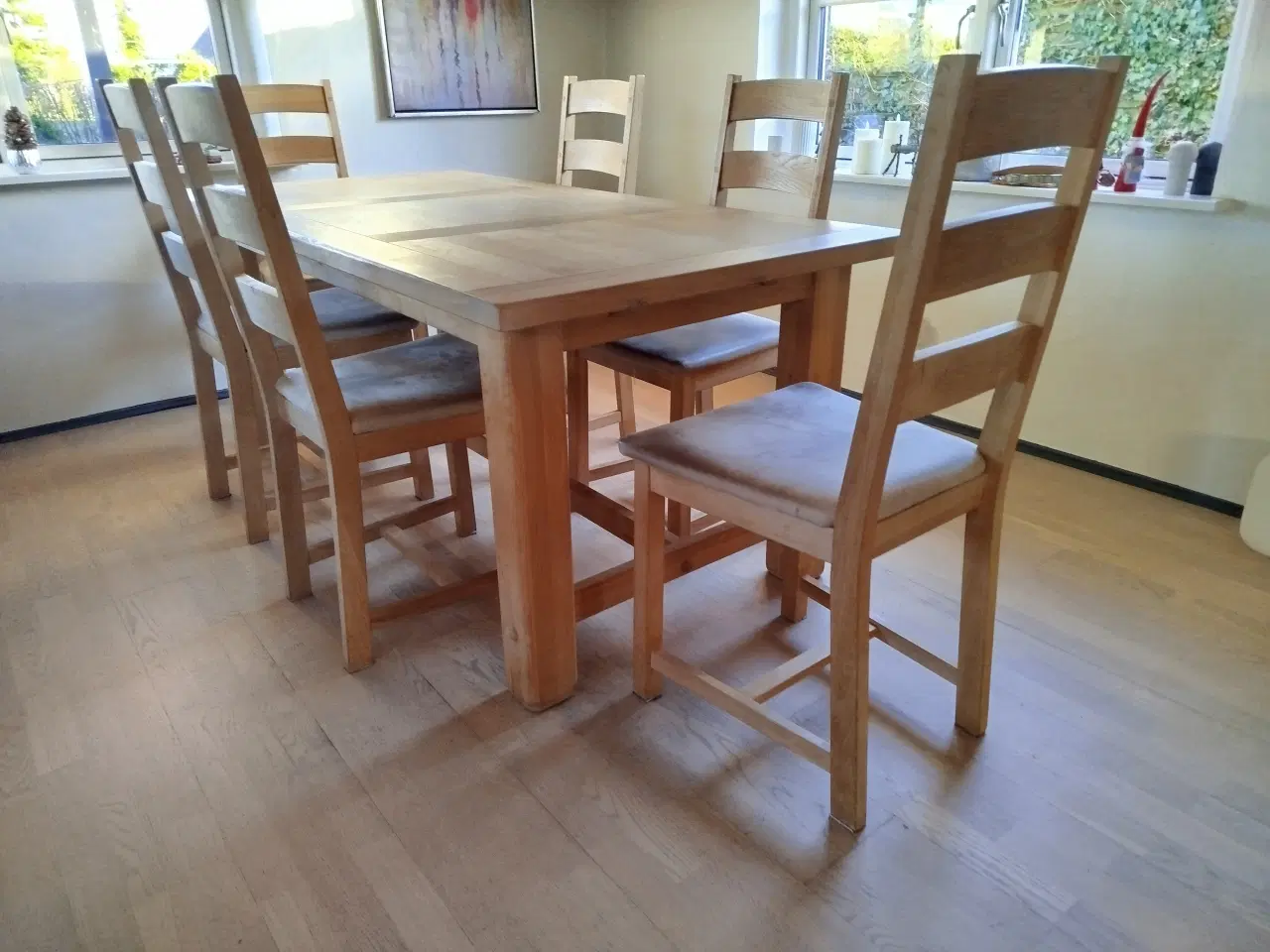 Billede 2 - Spisebord massiv eg