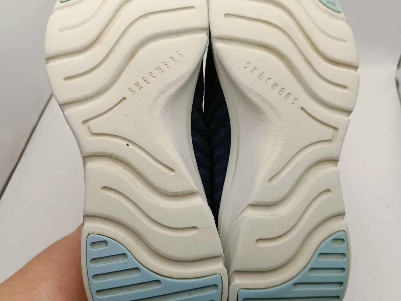 Billede 8 - Skechers blå og sort 39str 