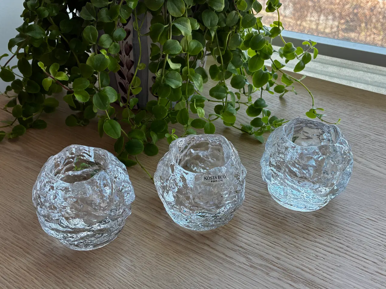 Billede 1 - 3 stk. Kosta Boda Snowball fyrfadsstager - medium