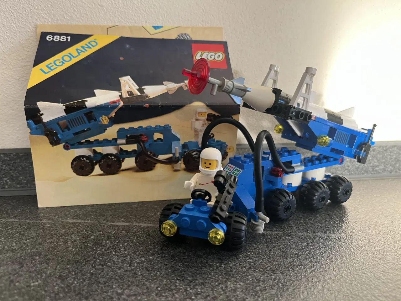 Billede 1 - Lego space 6881, Lunar rocket launcher