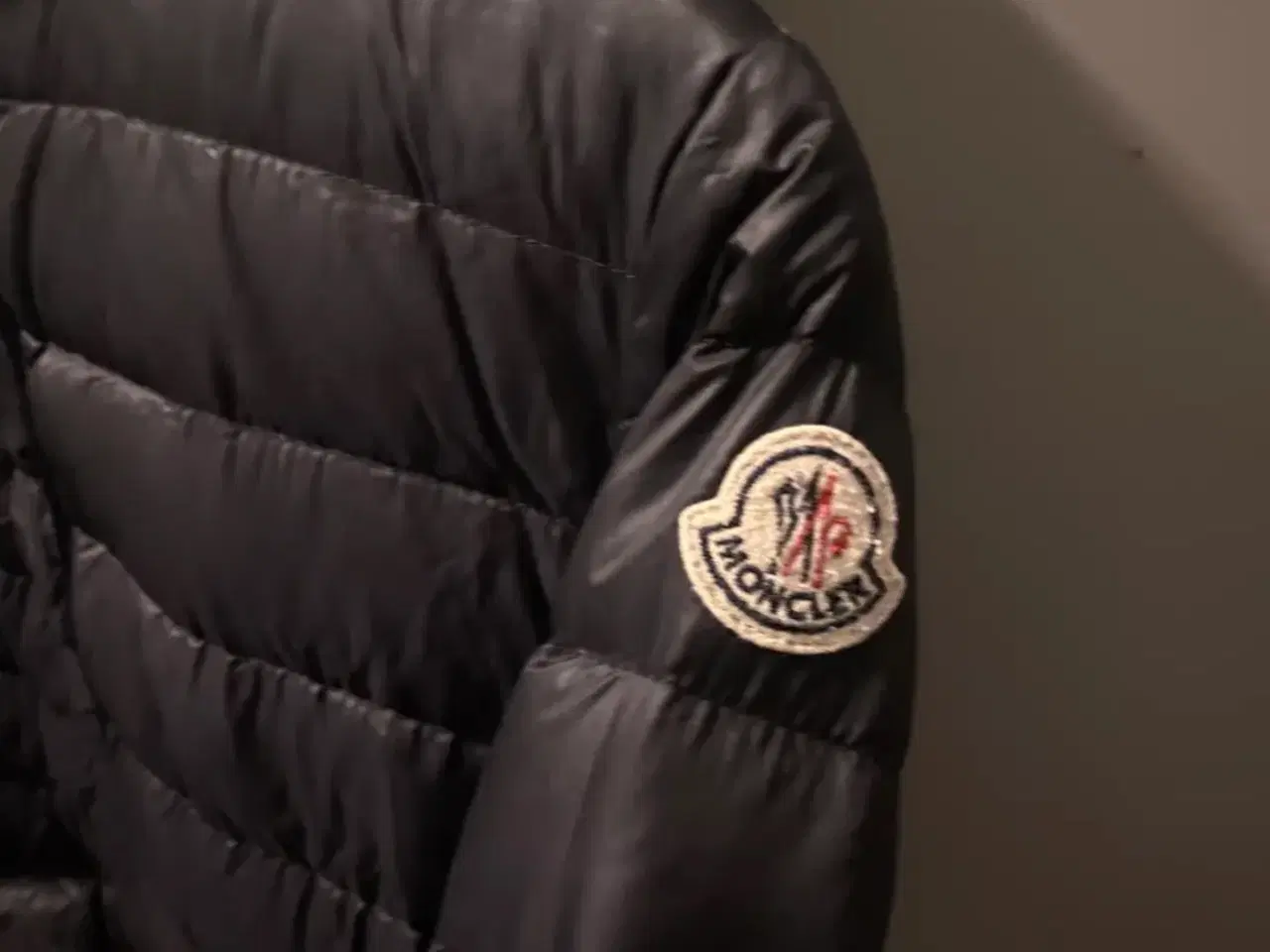 Billede 1 - Moncler jakke sort