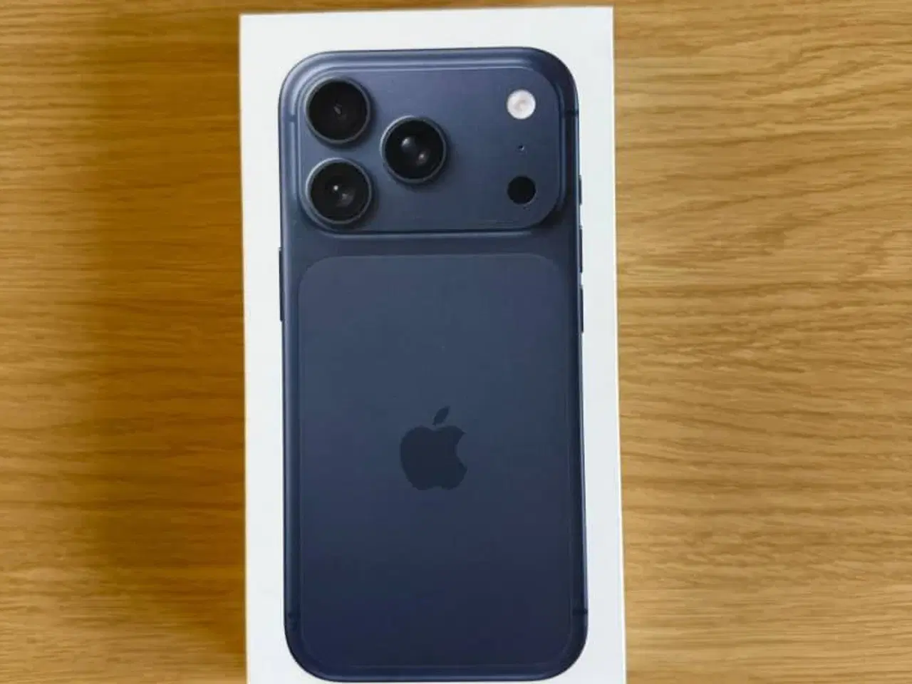 Billede 1 - iPhone 17 Pro, 256GB - HELT NY / UÅBNET