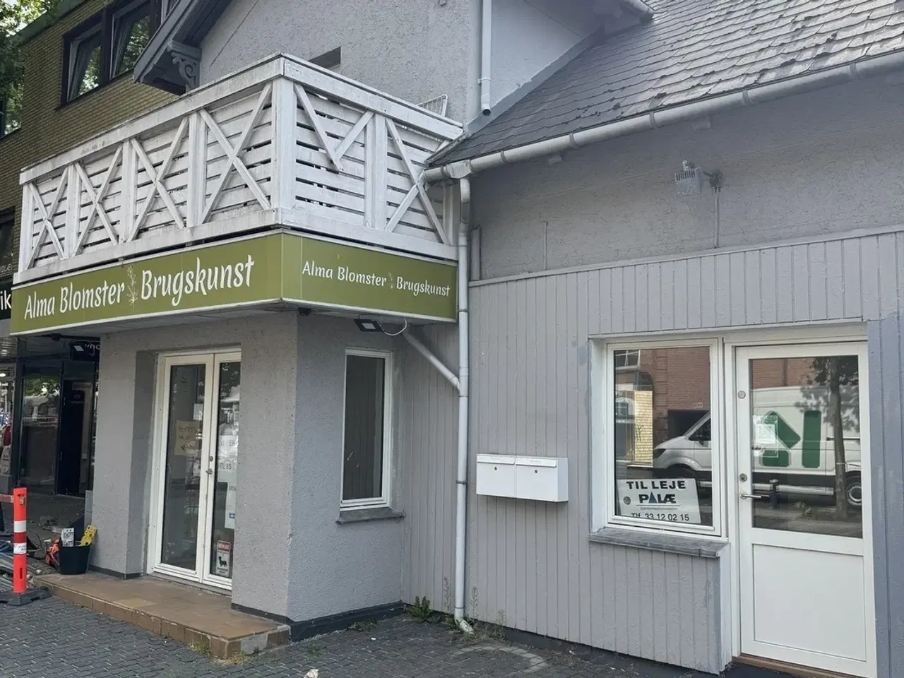 Billede 2 - Butikslokale udlejes.