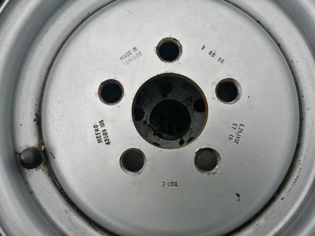 Billede 4 - - - - Brugte komplette BKT hjul 700x12 med 5-huls fælge