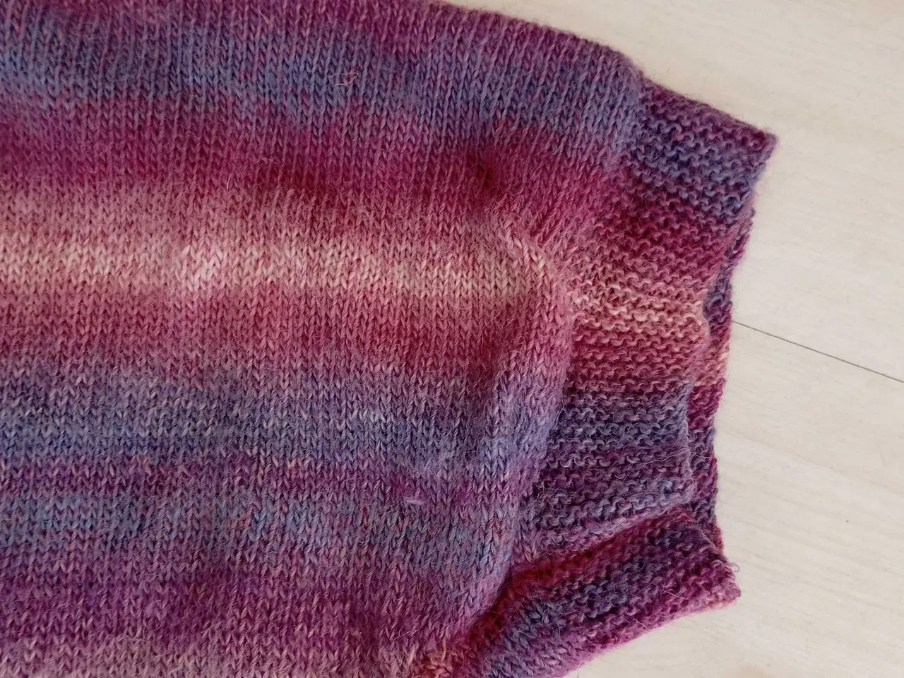 Billede 5 - Hjemme strik trøje. M/L