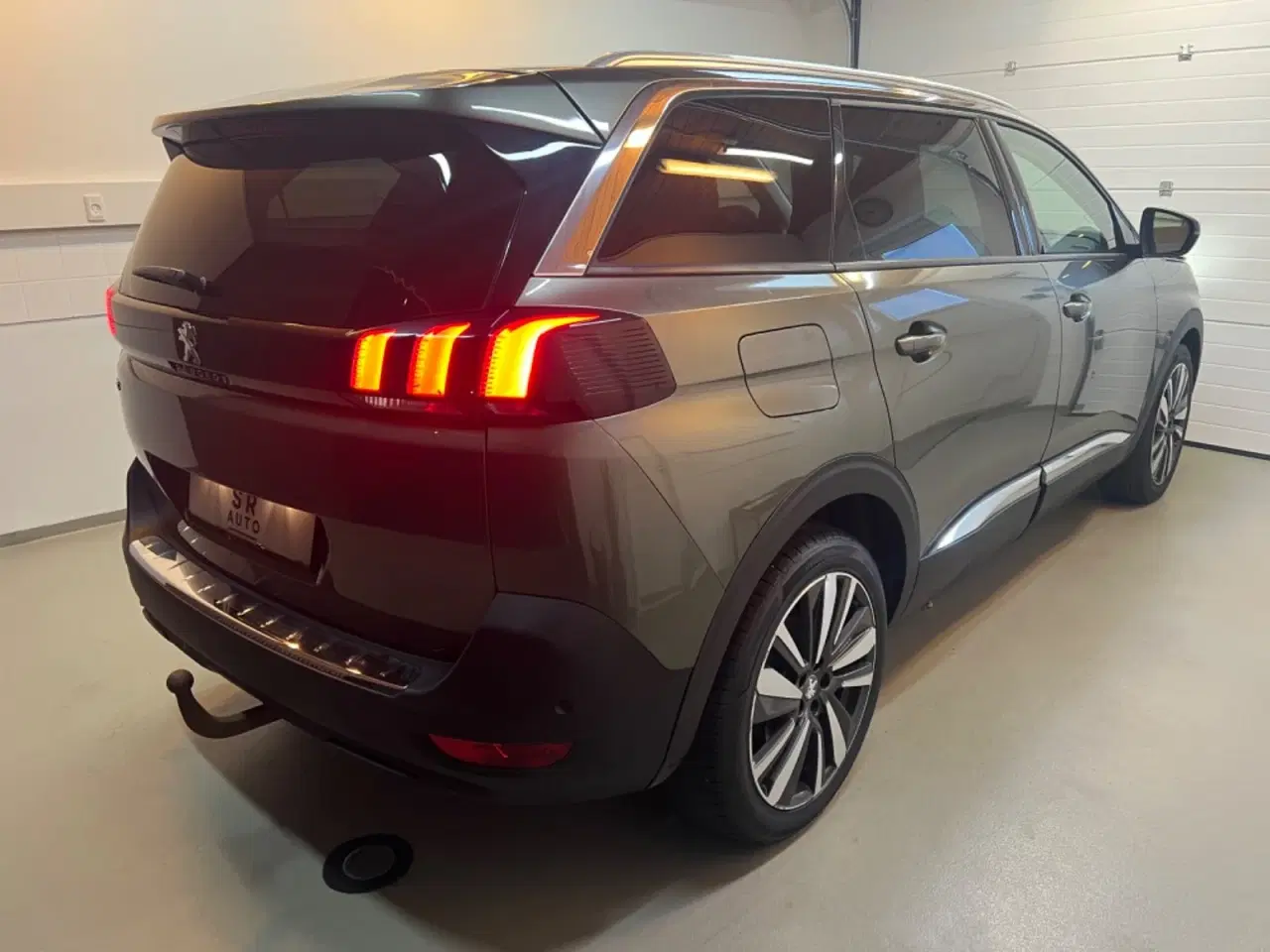 Billede 4 - Peugeot 5008 1,6 BlueHDi 120 Allure 7prs
