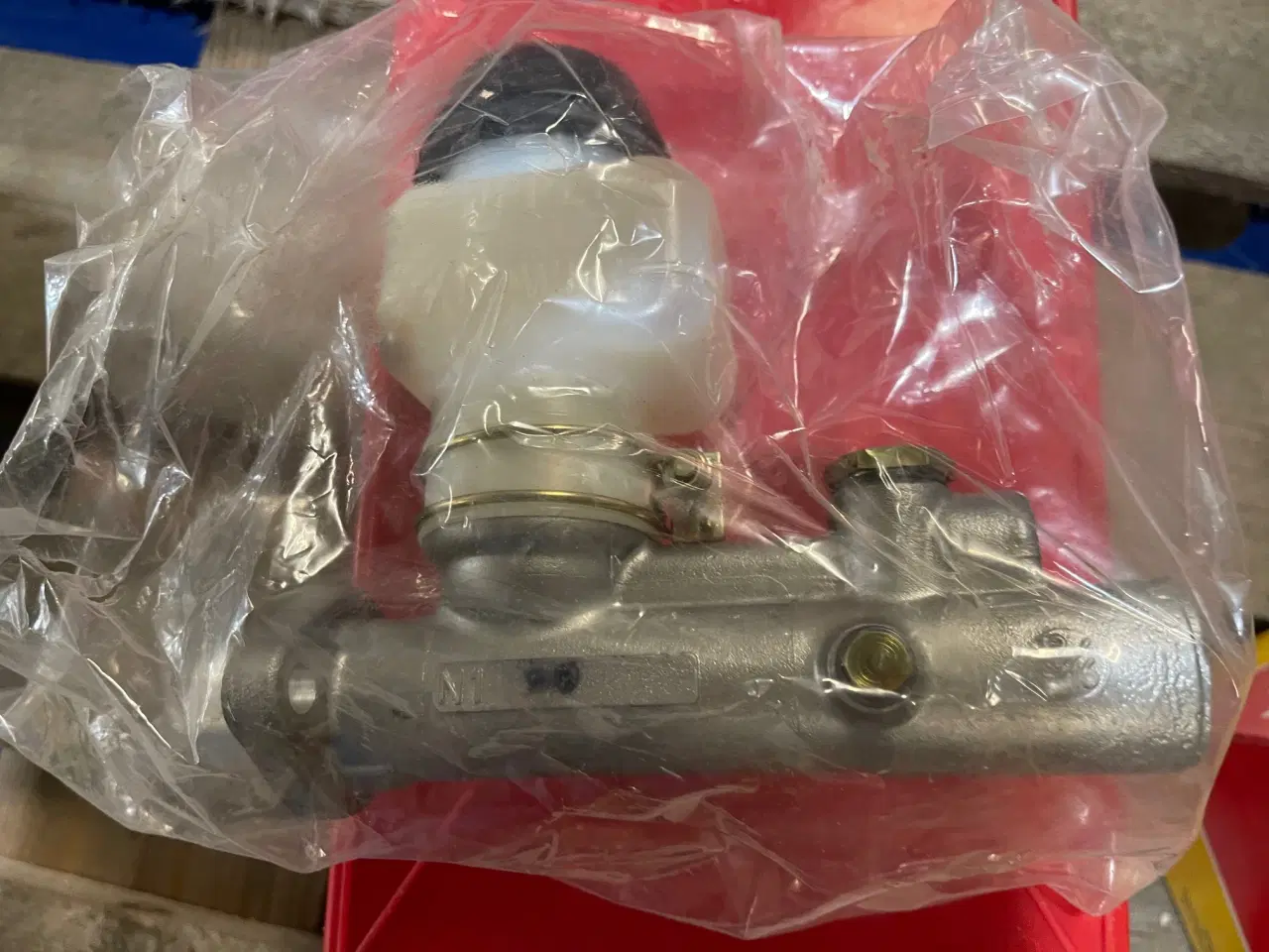 Billede 1 - Ny hovedcylinder Honda Civic 1200