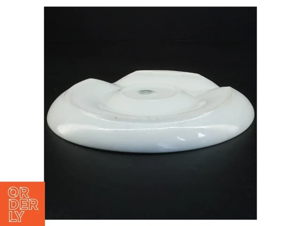 Billede 2 - Serveringsfad i porcelæn fra Pillivuyt (str. Diameter 22 cm)