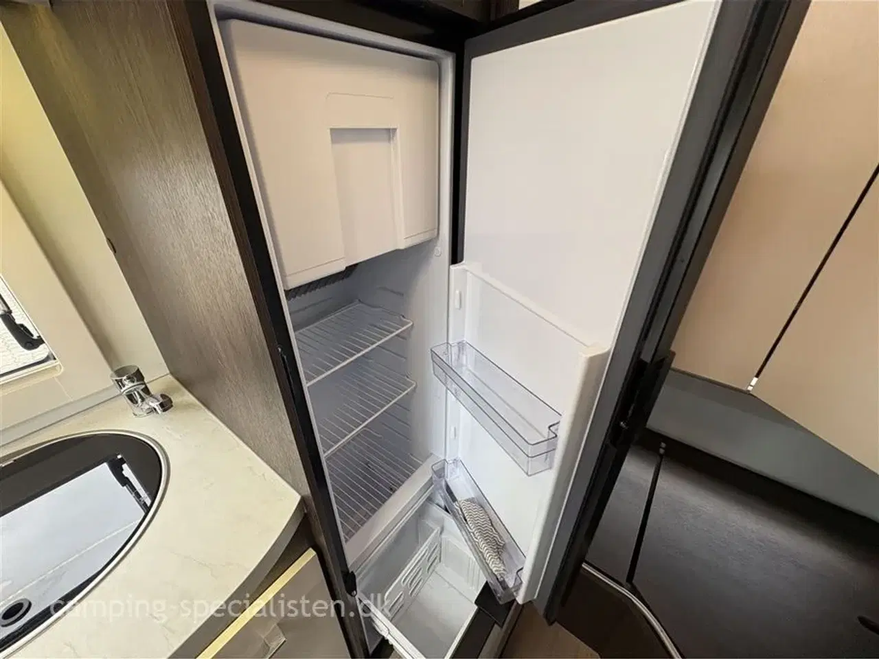 Billede 9 - 2022 - Benimar Tessoro 483 NK   Benimar Tessoro 483 NK model 2022 kan nu ses hos Camping-Specialisten.dk