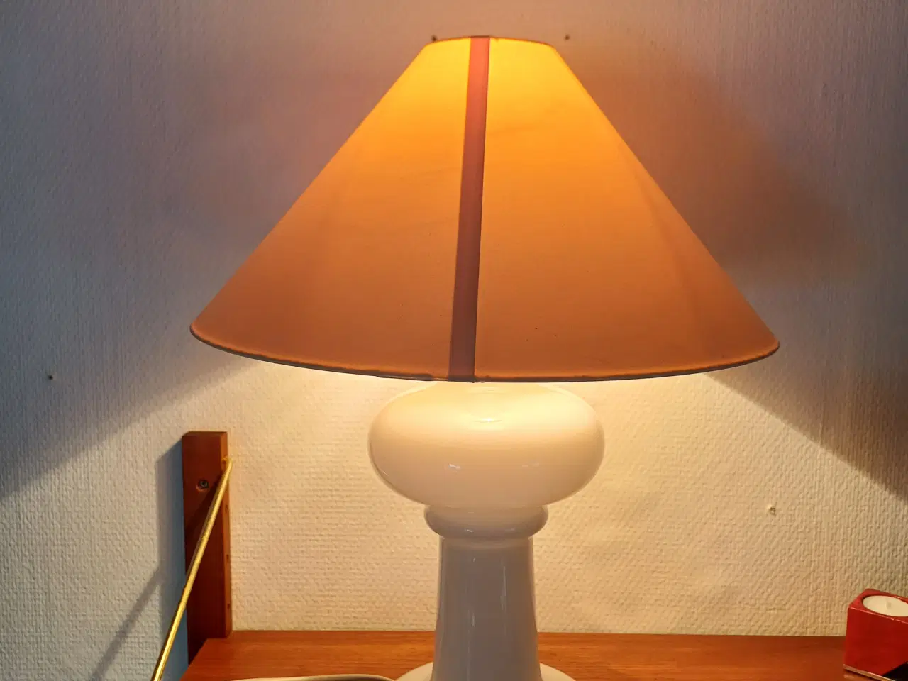 Billede 2 - Holmegaard bordlampe model granny