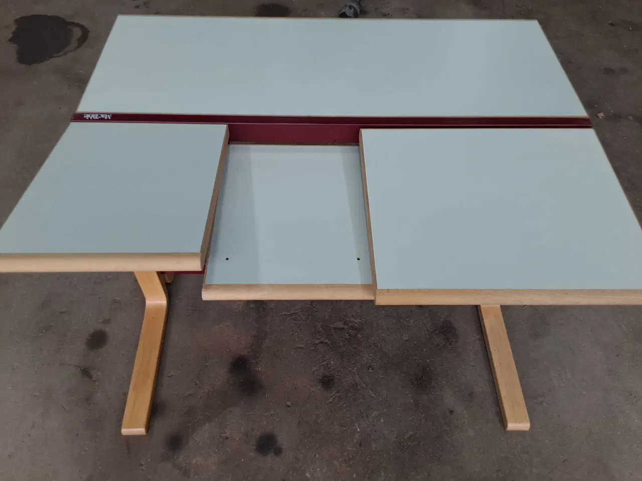 Billede 1 - computerbord, meget stabilt