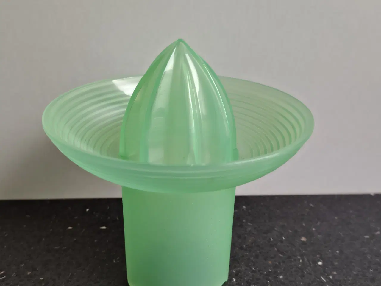 Billede 19 - Tupperware forskelligt 