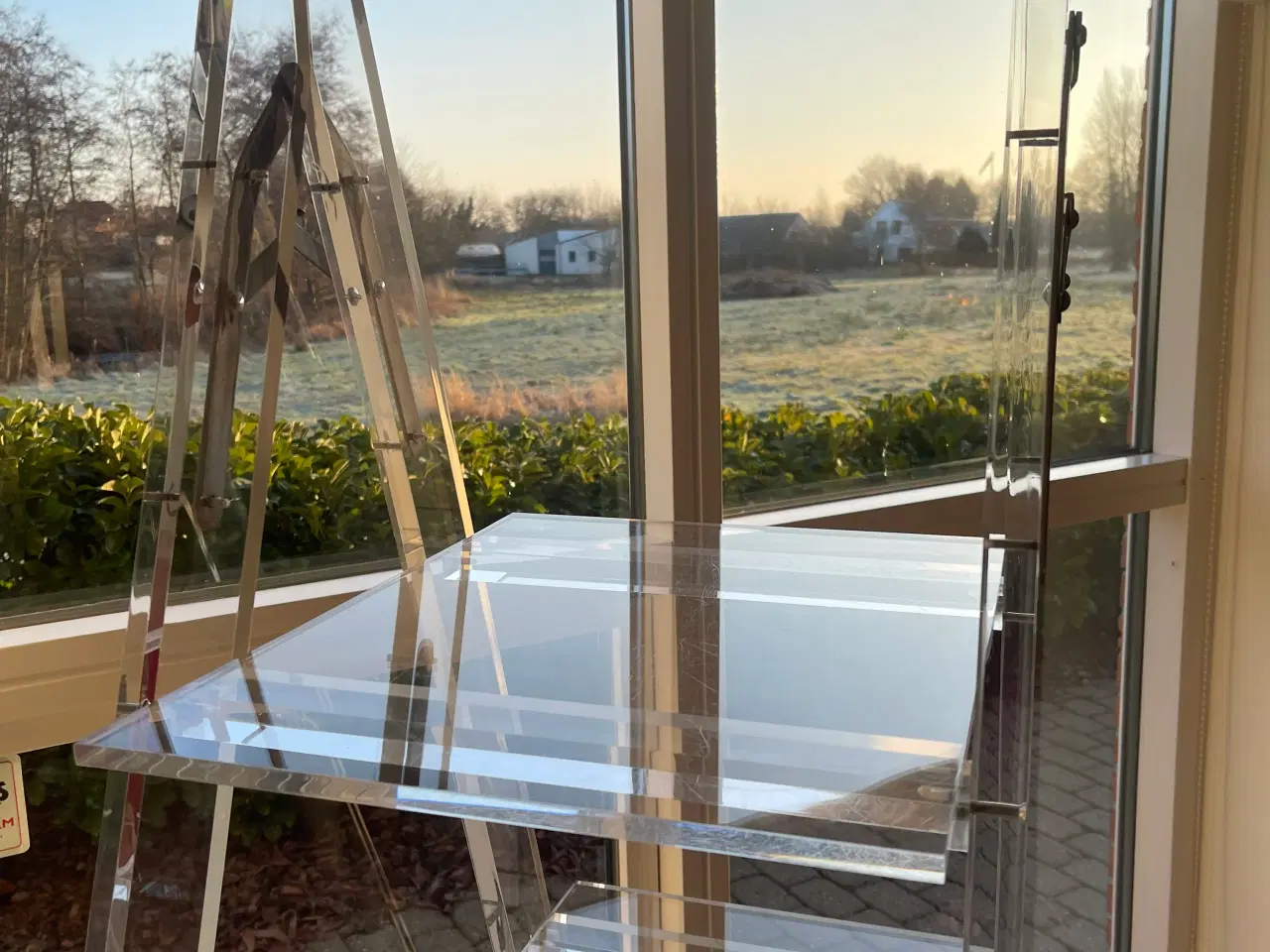 Billede 4 - Fedeste 80’er design reol i akryl 