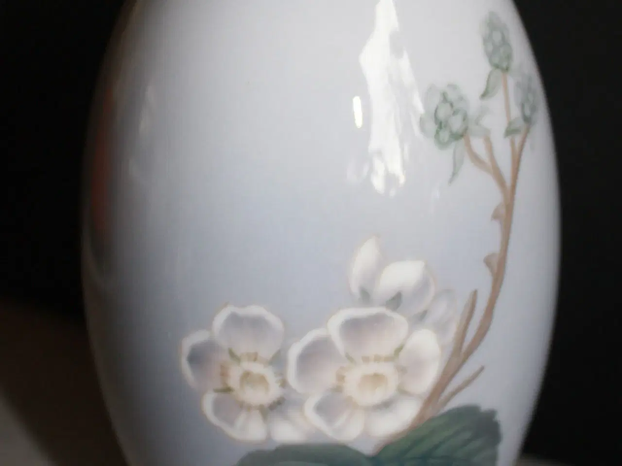 Billede 8 - Vase med brombærgren, Bing og Grøndahl