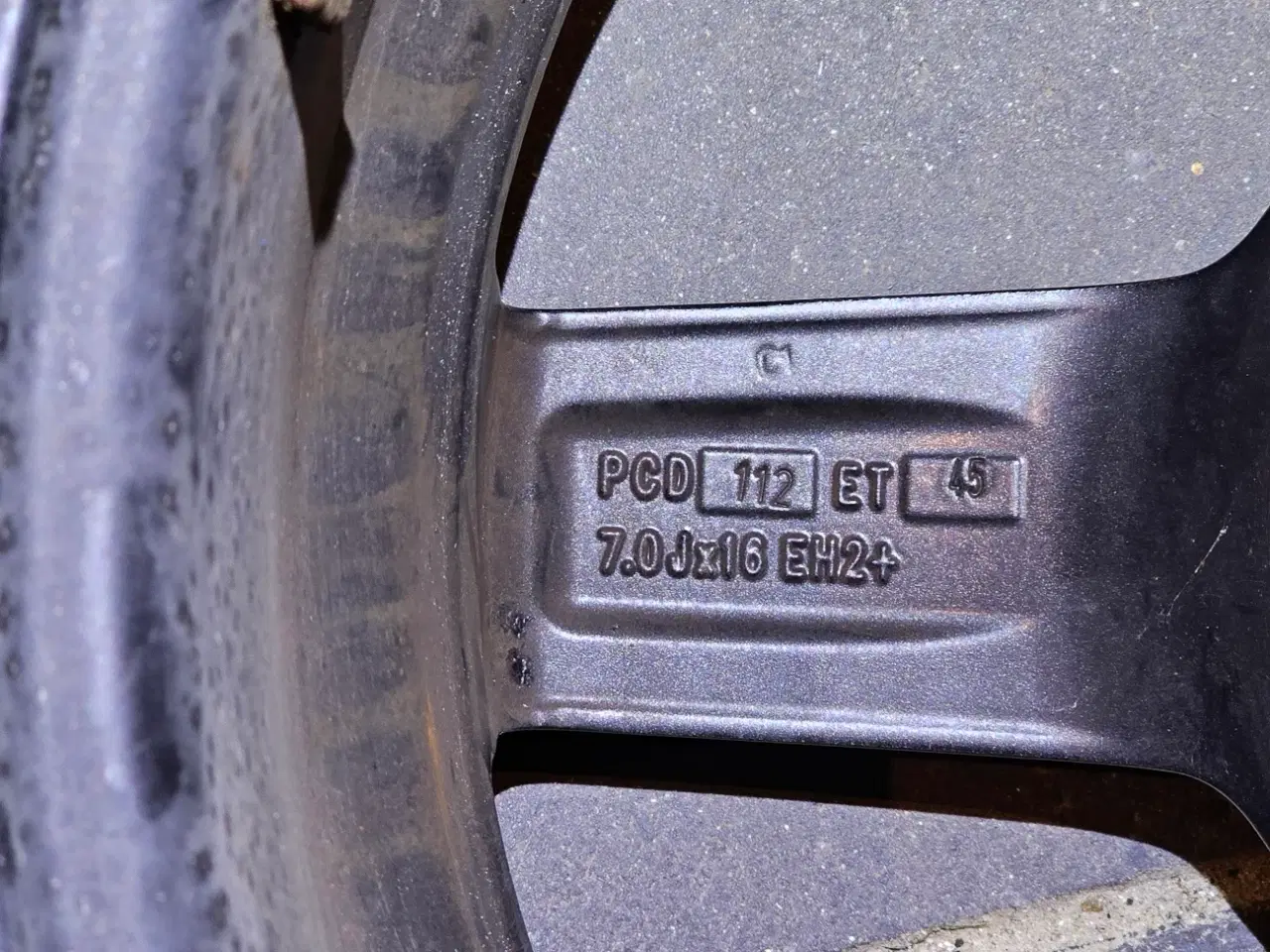 Billede 1 - Alufælge med vinterdæk