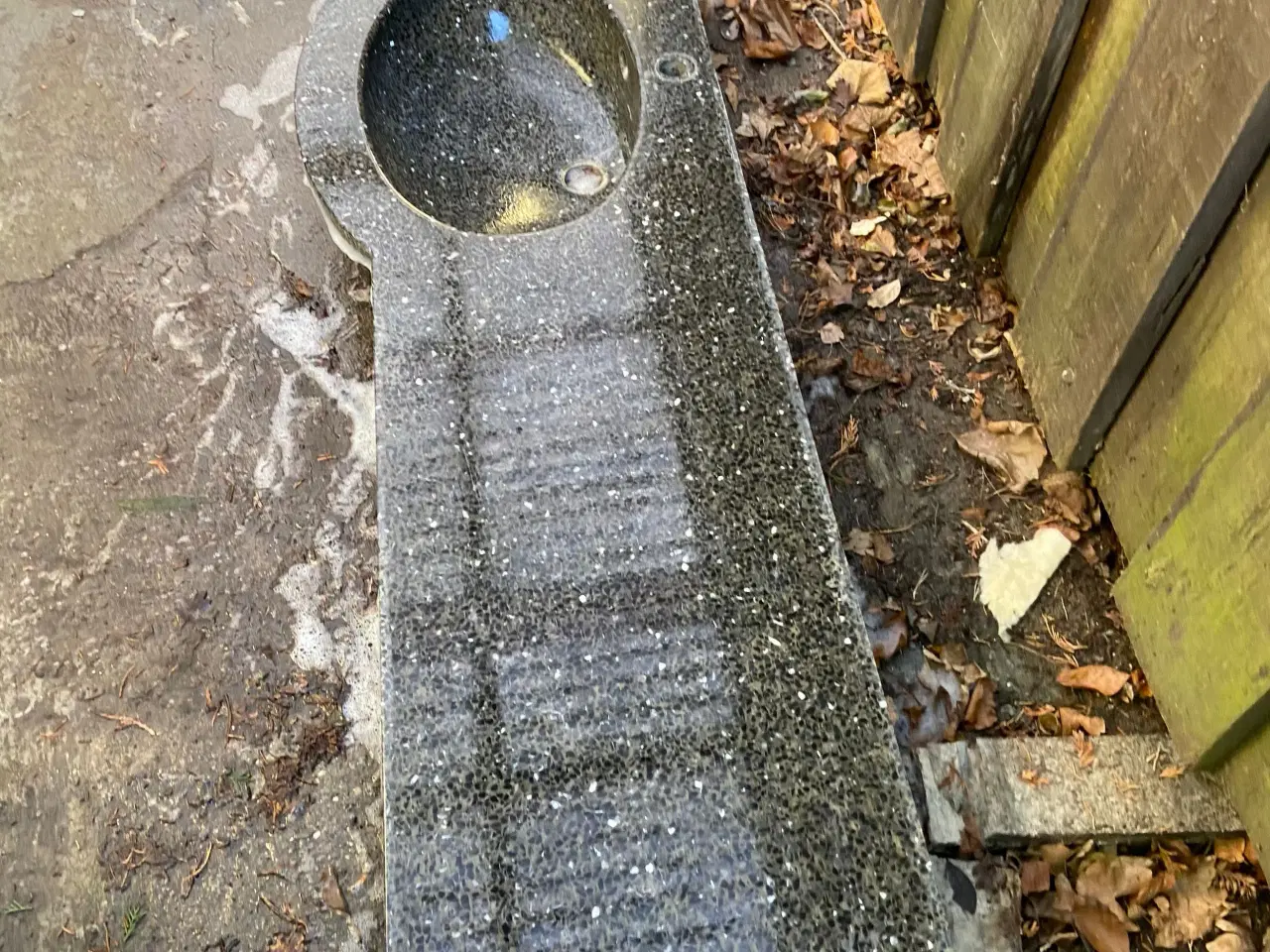 Billede 2 - Granit bordpladeplade med vask integreret