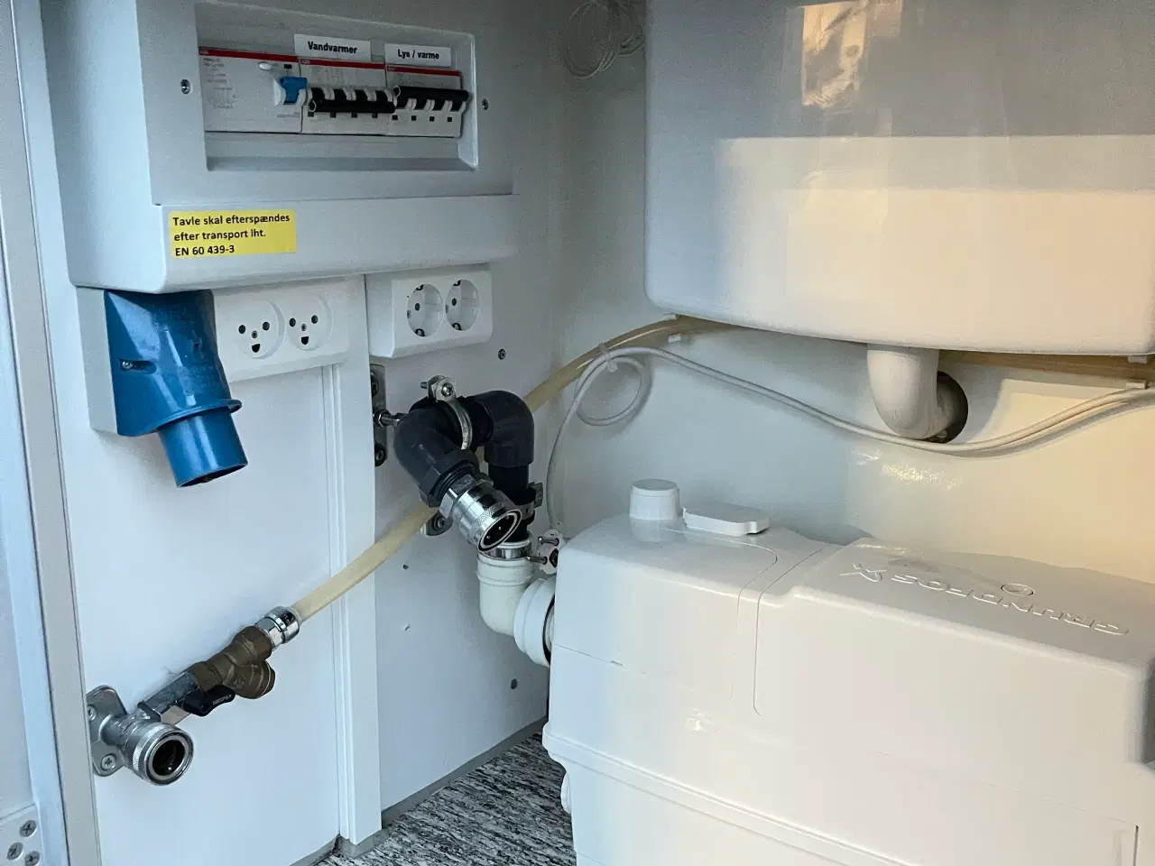 Billede 8 - Mobilt badeværelse m. kværntoilet - Scanvogn