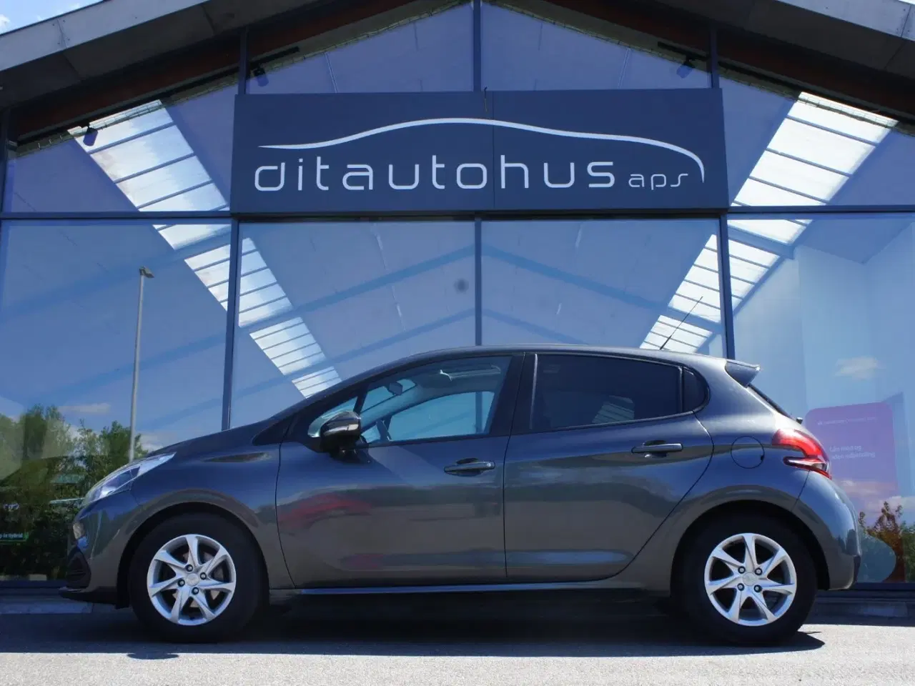 Billede 4 - Peugeot 208 1,2 e-THP 110 Allure Sky