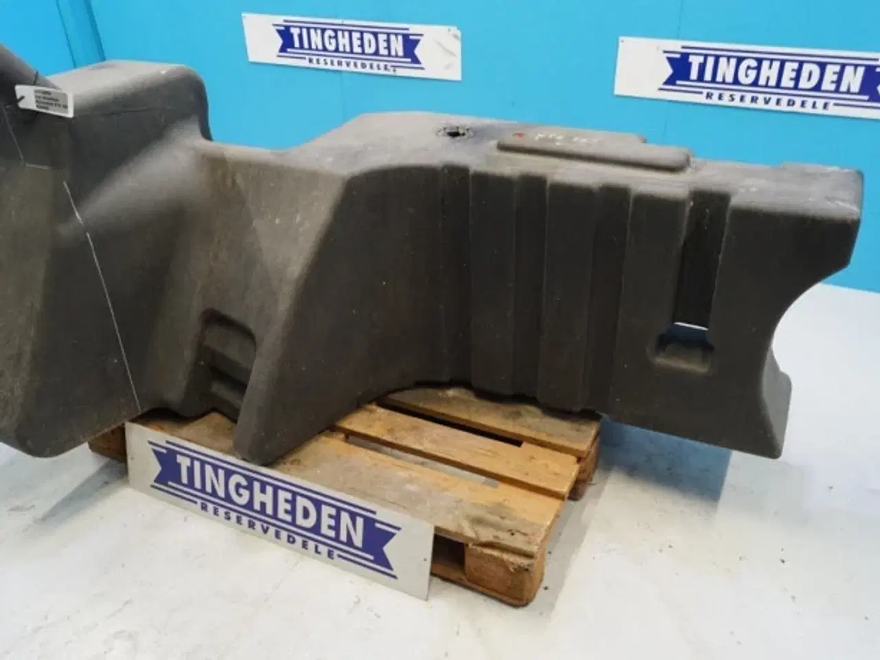 Billede 9 - McCormick XTX 165 Dieseltank