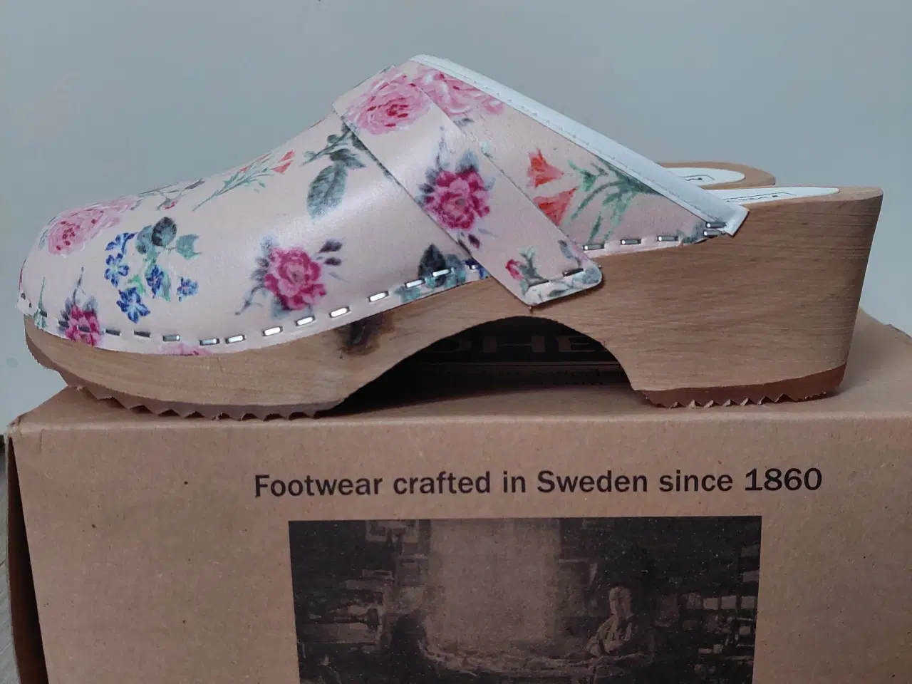 Billede 3 - Blomstrede Moheda malin træsko 