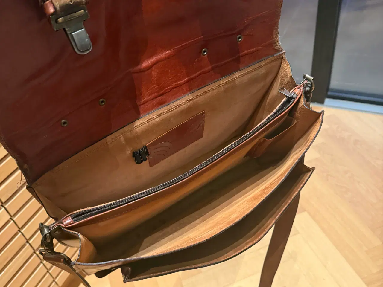 Billede 3 - Unisex lædertaske