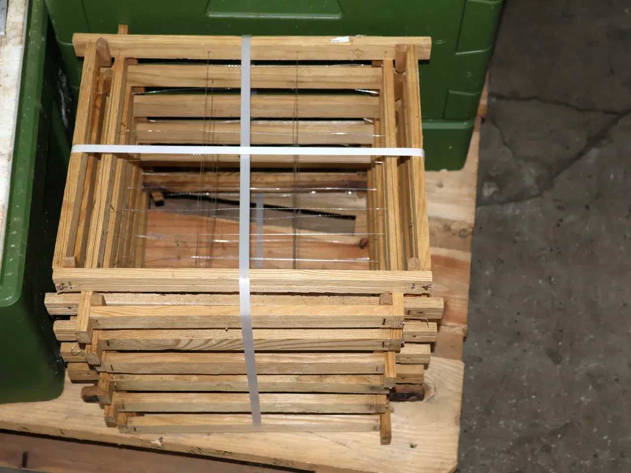 Billede 5 -  Div Bistader: 3 stk bundrammer, 6 stk magasiner, 