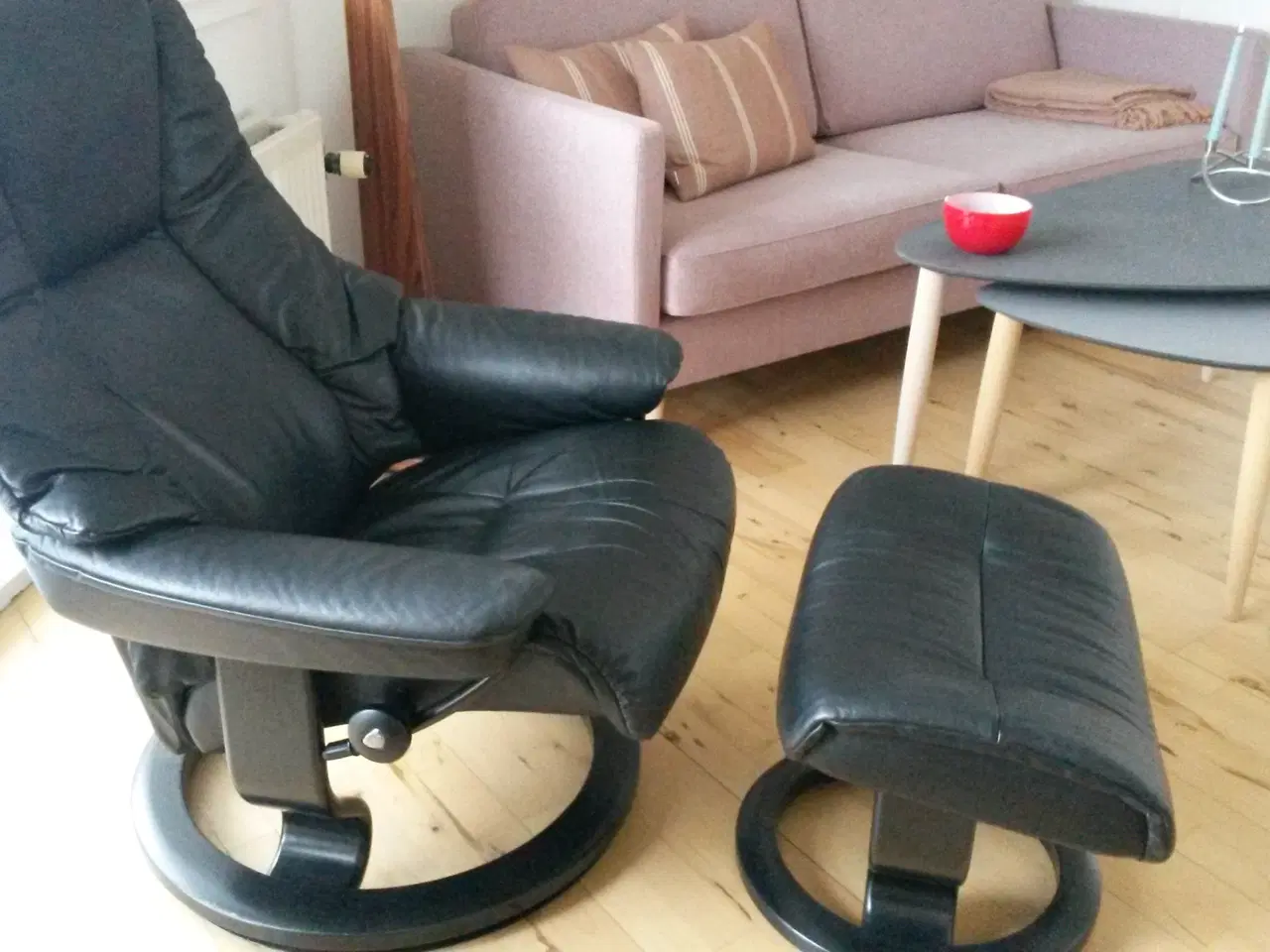 Billede 1 - stressless med skammel i str medium meget velholdt